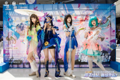 青春风暴席卷联盟！南京Hero久竞新阵容一黑到底，夺得夏季赛冠军